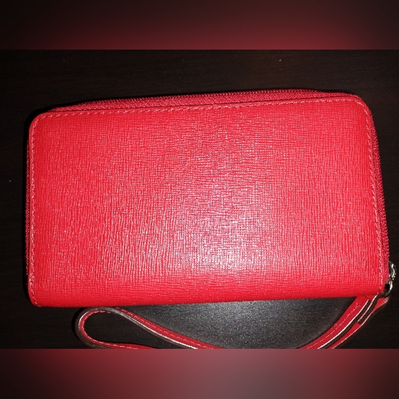 Red Leather Coach Small Wristlet - Picture 2 of 8